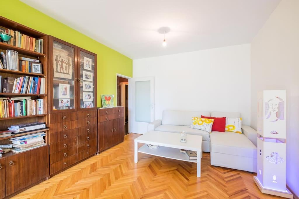 Beautiful Flat In Central Location By Flat Mаnager Sofya Dış mekan fotoğraf