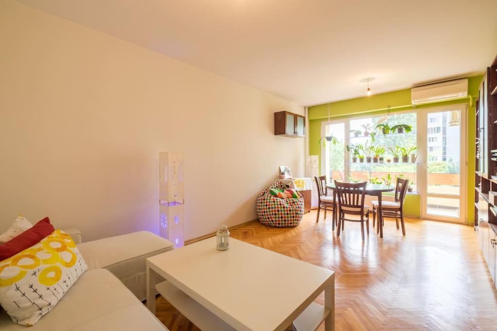 Beautiful Flat In Central Location By Flat Mаnager Sofya Dış mekan fotoğraf